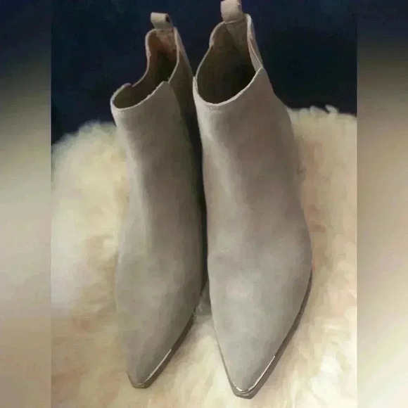 Marc Fisher Shoes - Marc fisher boots used